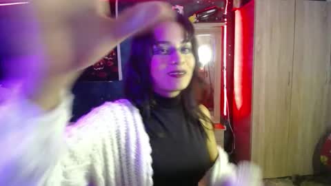 Snapshot of maritza_ferrerr chatting on February 27, 5:51 am Maritza Ferrer -Samara Beltran online show from February 27, 5:51 am
