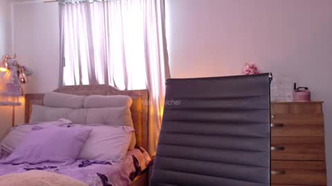 Snapshot of marivimichel03 chatting on September 28, 7:01 pm online show from September 28, 7:01 pm