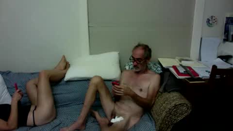 mark_and_lola online show from January 7, 6:35 pm