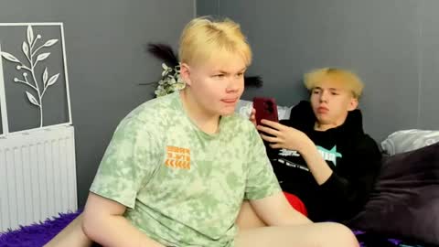 mark_brain online show from April 18, 7:58 pm