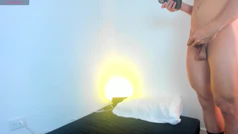 mark_broown_ online show from March 13, 8:56 pm