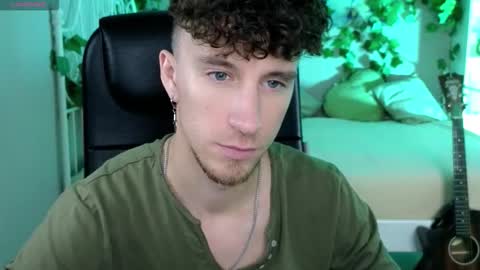 mark_caron online show from November 12, 8:22 pm