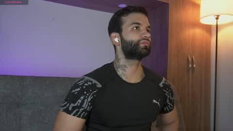 Mark online show from April 9, 1:09 am