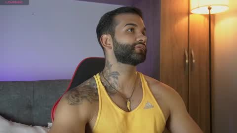 Mark online show from March 4, 11:46 pm