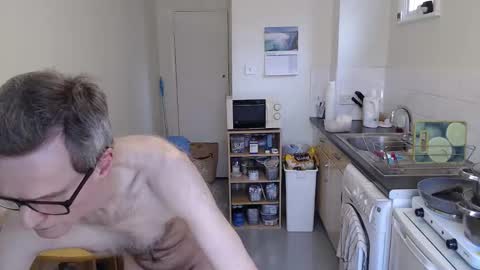 Snapshot of mark_islington chatting on October 19, 10:42 am mark_islington online show from October 19, 10:42 am