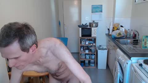 Snapshot of mark_islington chatting on September 30, 10:37 am mark_islington online show from September 30, 10:37 am