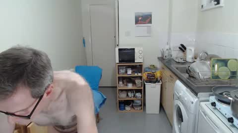 Snapshot of mark_islington chatting on November 1, 6:40 pm mark_islington online show from November 1, 6:40 pm