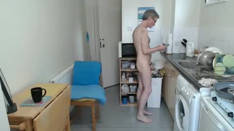 Snapshot of mark_islington chatting on October 20, 3:39 pm mark_islington online show from October 20, 3:39 pm