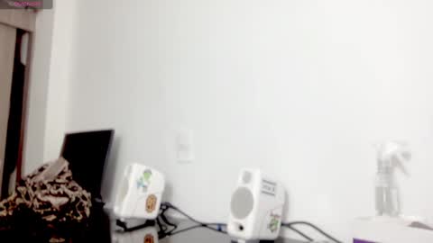 MODEL Mark Rut online show from March 7, 2:25 am