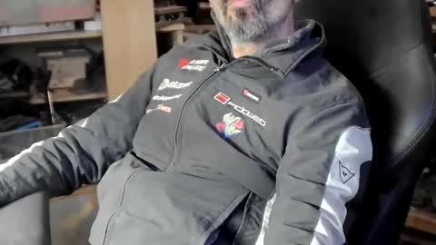 markazzo1 online show from December 13, 11:55 am