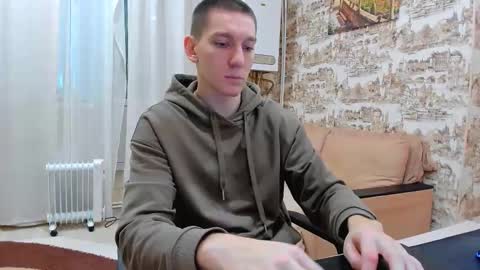 markbodrov online show from February 14, 1:58 pm