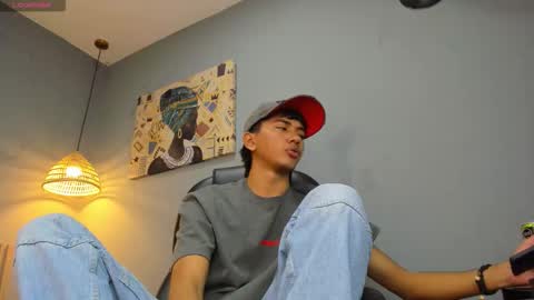 markbowie online show from January 15, 2:04 pm