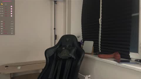 Mark online show from December 22, 3:19 pm