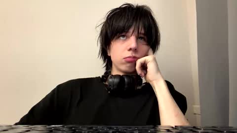 Mark online show from March 30, 2:11 am