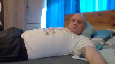 markus_7 online show from March 5, 12:03 pm