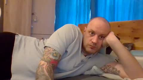 markus_7 online show from April 2, 2:46 pm