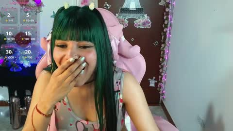 maron  online show from April 11, 7:45 am