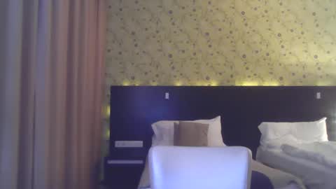 marriedcock1980 online show from September 10, 5:58 pm