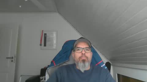 marriedcock1980 online show from February 14, 12:19 pm