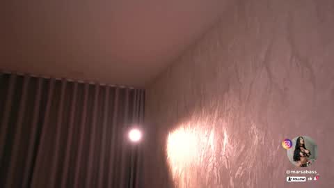     online show from October 17, 9:52 pm