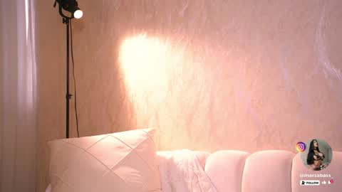     online show from December 14, 4:19 pm