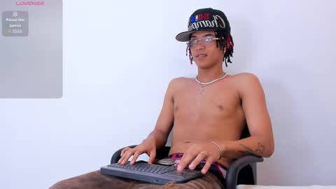 MARSHALL online show from January 9, 5:40 pm