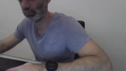 Snapshot of marsupilami_82_ chatting on February 20, 9:42 pm marsupilami_82_ online show from February 20, 9:42 pm