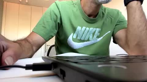 Snapshot of marsupilami_82_ chatting on September 17, 8:51 am marsupilami_82_ online show from September 17, 8:51 am