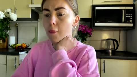 Marta online show from May 31, 1:10 pm