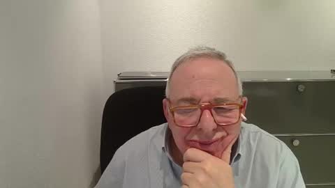 martin_1947 online show from January 5, 6:33 pm