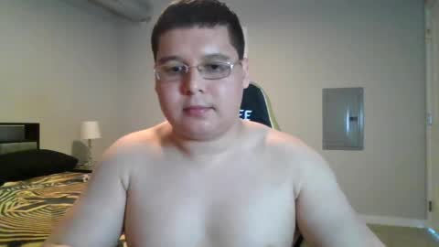 martin_militaryboy online show from May 4, 2:34 pm