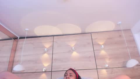 martina touss  online show from February 18, 1:22 pm