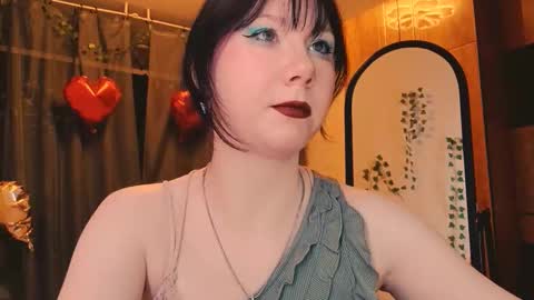 Nancy online show from February 27, 2:31 pm