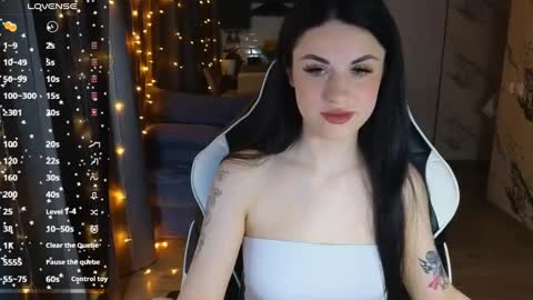 Snapshot of mary___moore chatting on March 12, 12:09 am Maria online show from March 12, 12:09 am