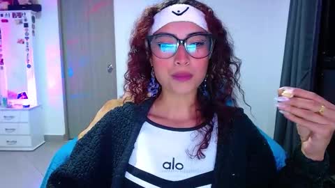 Snapshot of mary_jane1_ chatting on September 29, 12:53 am mary online show from September 29, 12:53 am