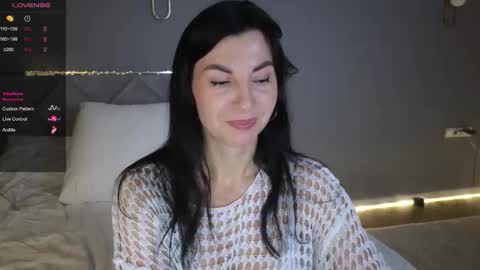 Maria online show from November 8, 2:42 pm