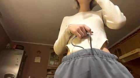 Tessa  online show from February 19, 7:02 pm