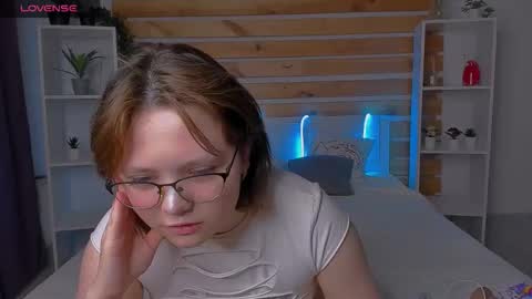 marybryantt online show from February 24, 1:30 am