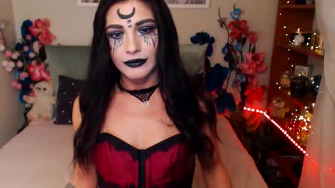 Mary online show from October 31, 8:48 am