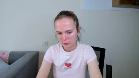 Mari online show from April 14, 8:17 am