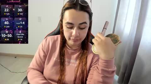 Dulce Maria online show from November 19, 7:34 pm