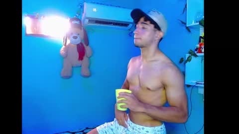 Snapshot of mask_david chatting on October 12, 2:09 pm mask_david online show from October 12, 2:09 pm