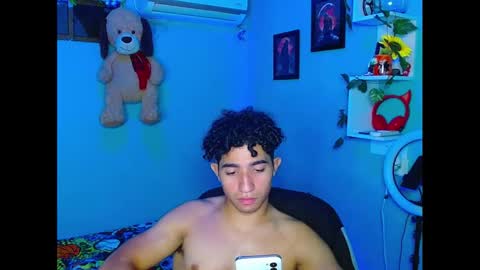 Snapshot of mask_david chatting on October 17, 2:59 am mask_david online show from October 17, 2:59 am