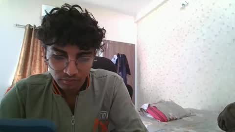 Mask Boy online show from November 24, 4:22 am