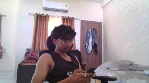 Mask Boy online show from October 7, 4:52 am