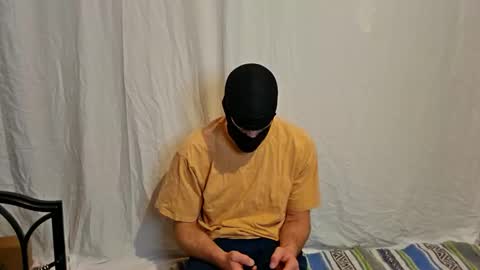 maskedyogaman online show from February 3, 3:15 am