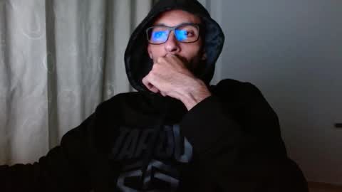 maskguy23 online show from September 26, 3:03 am