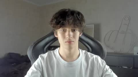 Snapshot of mason_jr chatting on October 1, 12:54 am mason_jr online show from October 1, 12:54 am