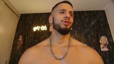 massimo_greco2 online show from November 20, 9:45 pm