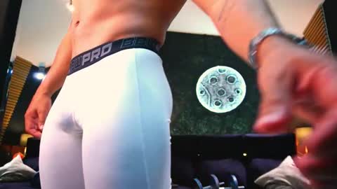 massimowalton2 online show from November 16, 3:25 pm